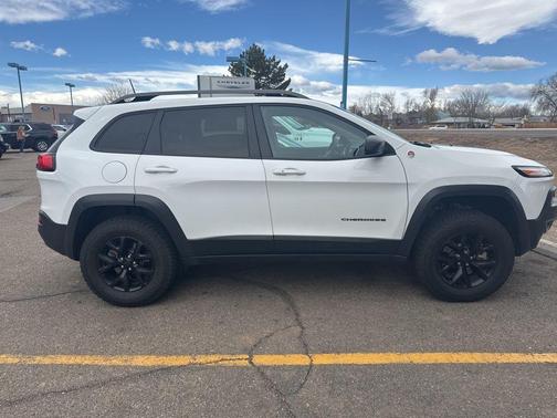2018 Jeep Cherokee Trailhawk