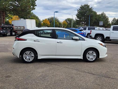 2023 Nissan Leaf S