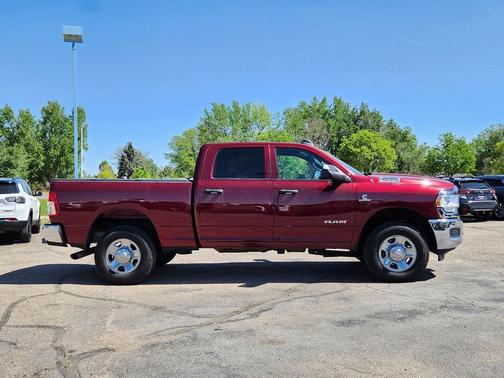 Delmonico Red Pearlcoat 2022 RAM 2500 Tradesman