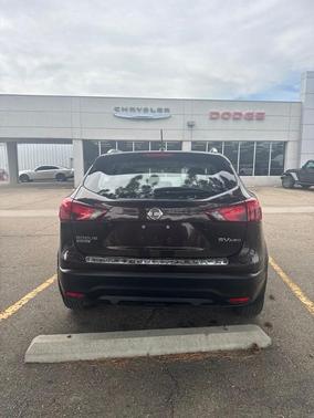 Mocha Almond 2017 Nissan Rogue Sport SV