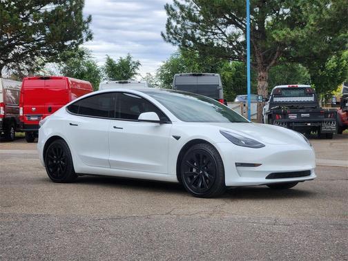 2022 Tesla Model 3 Long Range