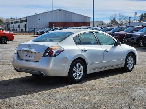 2010 Nissan Altima 2.5 S