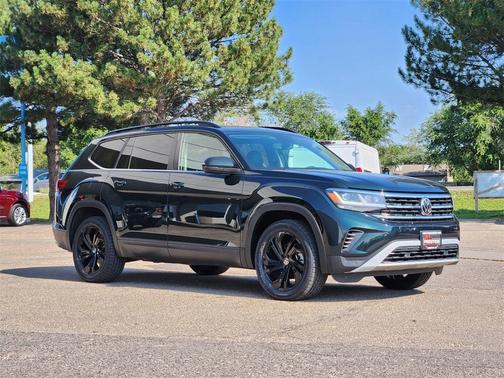 2022 Volkswagen Atlas 3.6L SE w/Technology