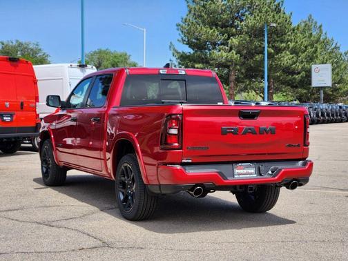 Molten Red Pearlcoat 2026 RAM 1500 Laramie