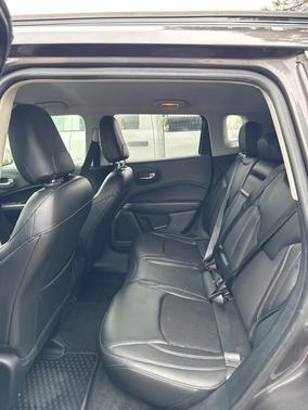 Granite Crystal Clearcoat Metallic 2018 Jeep Compass Latitude