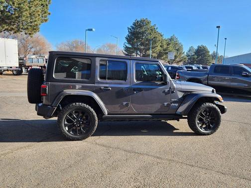2022 Jeep Wrangler Unlimited 4xe Sahara