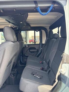 Anvil Clearcoat 2025 Jeep Gladiator Sport