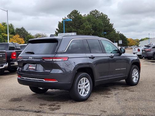 2025 Jeep Grand Cherokee Laredo X