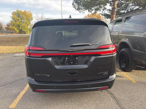 2021 Chrysler Pacifica Limited
