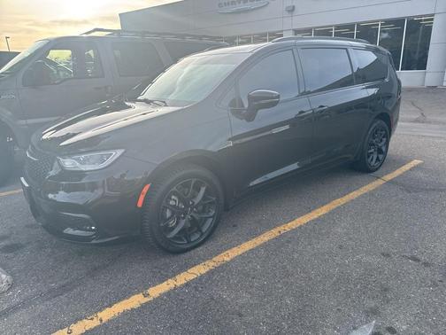 2021 Chrysler Pacifica Limited