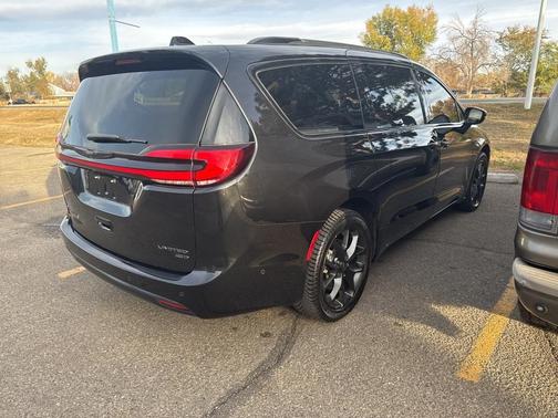 2021 Chrysler Pacifica Limited