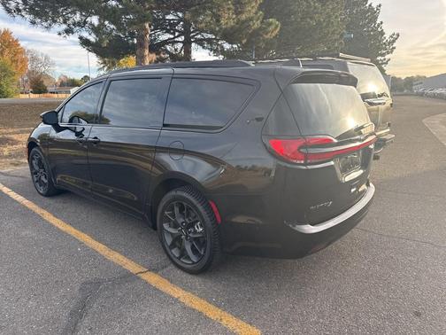 2021 Chrysler Pacifica Limited