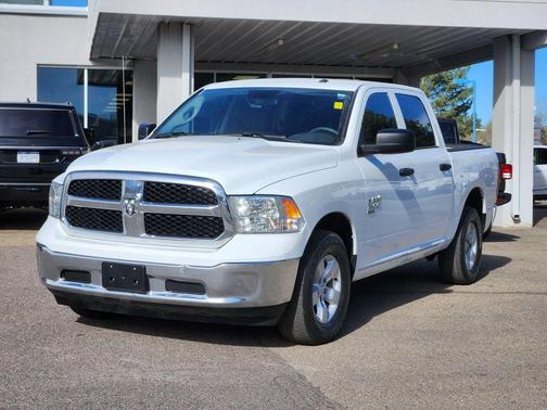Bright White Clearcoat 2023 RAM 1500 Classic Tradesman