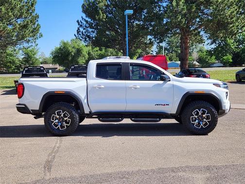 2024 GMC Canyon AT4X