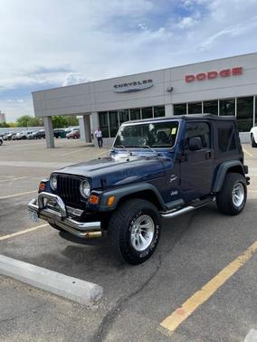 Photo 1 of 8 of 2000 Jeep Wrangler Sport