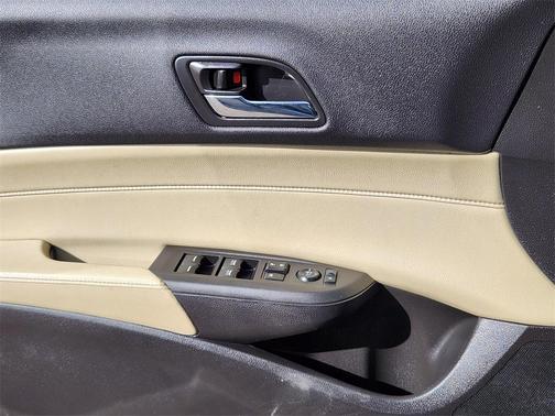 2013 Acura ILX 2.0L Technology