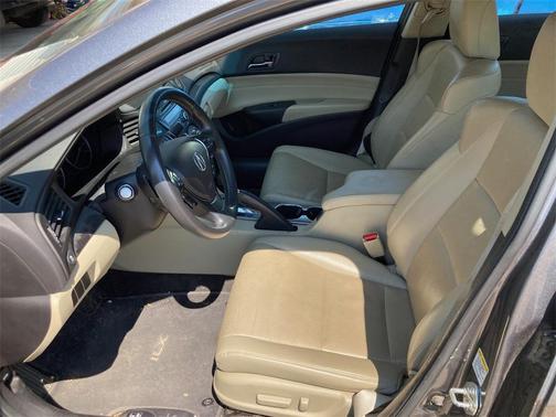 2013 Acura ILX 2.0L Technology