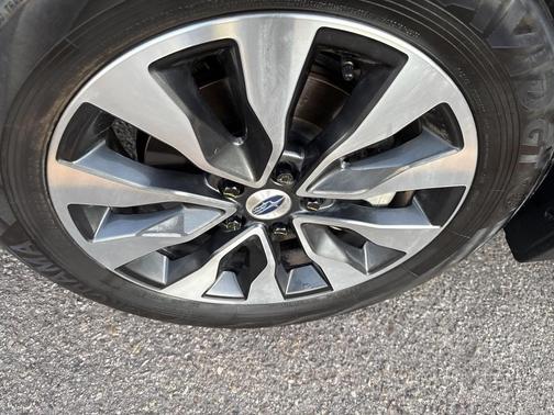 2025 Subaru Outback Touring XT