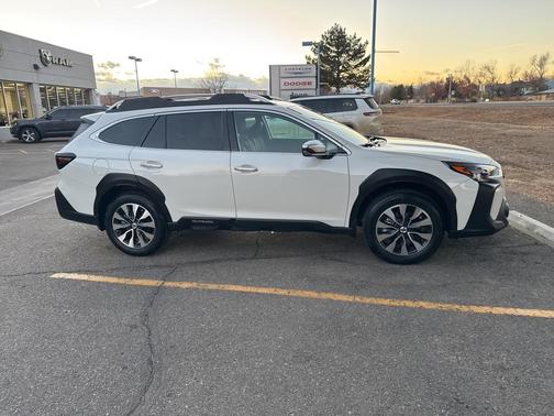2025 Subaru Outback Touring XT