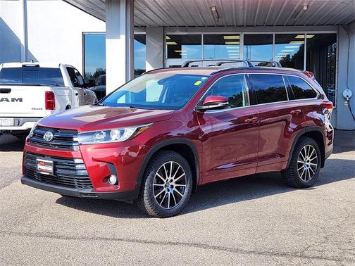 2018 Toyota Highlander SE