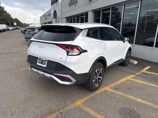 2025 Kia Sportage EX