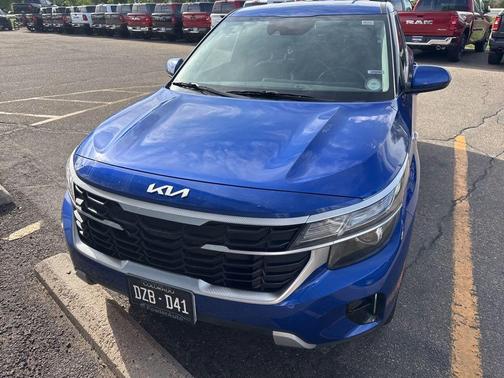 Neptune Blue 2024 Kia Seltos LX