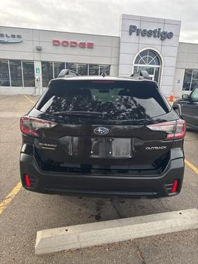 2021 Subaru Outback Base (CVT)