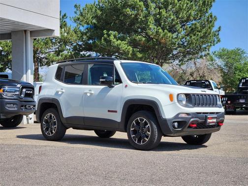 2023 Jeep Renegade Trailhawk