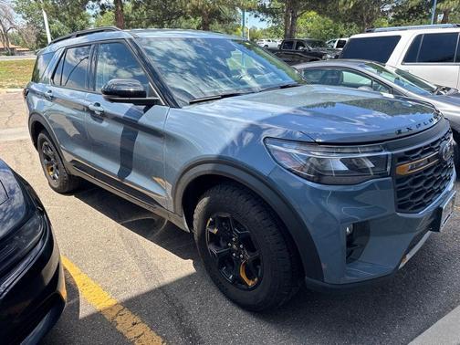 Vapor Blue 2026 Ford Explorer Tremor