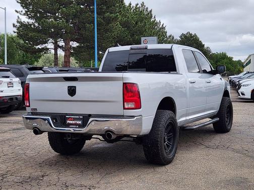 Bright Silver Clearcoat Metallic 2018 RAM 1500 Big Horn