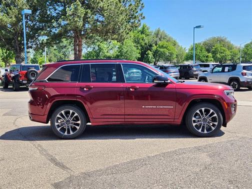 2025 Jeep Grand Cherokee Overland