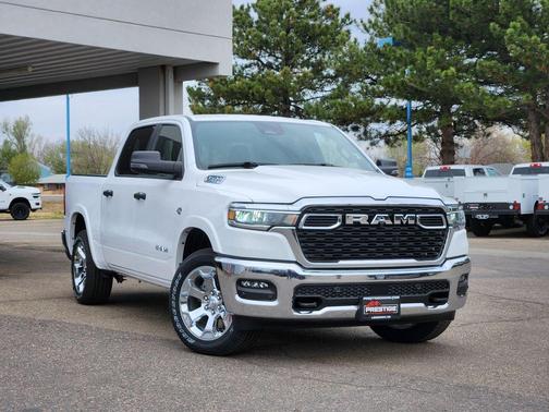 Bright White Clearcoat 2026 RAM 1500 Big Horn/Lone Star
