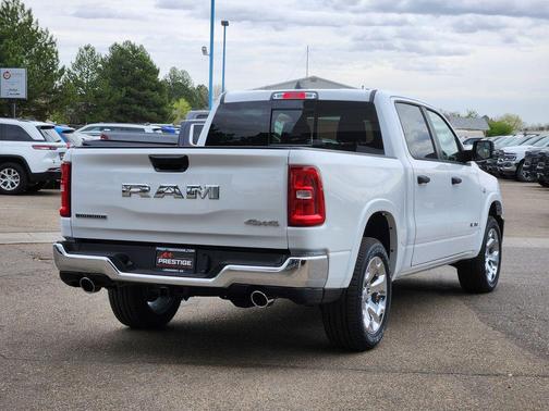 Bright White Clearcoat 2026 RAM 1500 Big Horn/Lone Star