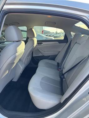 2019 Hyundai SONATA SE