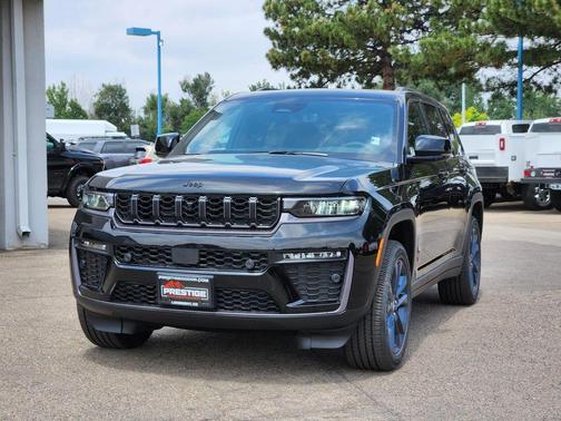 Diamond Black 2026 Jeep Grand Cherokee Sport