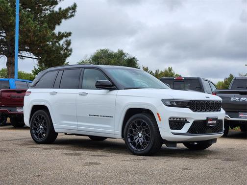 2025 Jeep Grand Cherokee Summit
