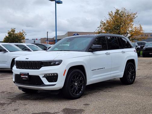 2025 Jeep Grand Cherokee Summit