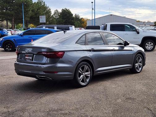 2021 Volkswagen Jetta 1.4T R-Line