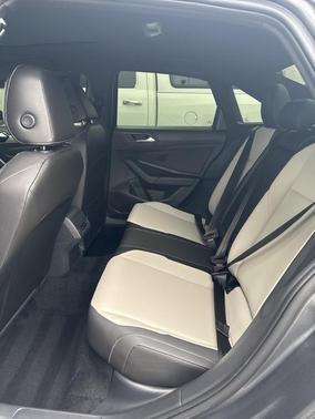 2021 Volkswagen Jetta 1.4T R-Line