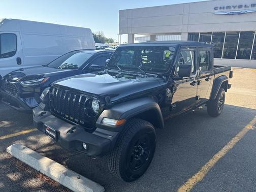 2020 Jeep Gladiator Sport
