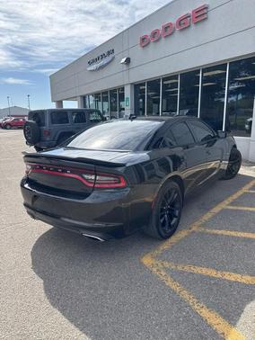 Pitch Black Clearcoat 2016 Dodge Charger R/T