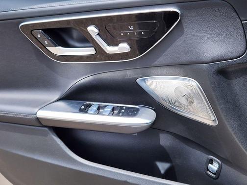 Mojave Silver Metallic 2023 Mercedes-Benz C-Class C 300 4MATIC