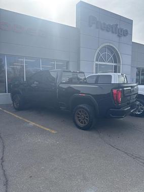 2022 GMC Sierra 2500 AT4