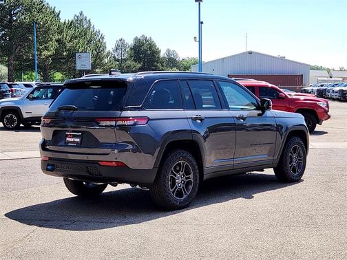 2025 Jeep Grand Cherokee 4xe Trailhawk