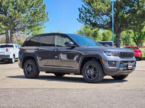 2025 Jeep Grand Cherokee 4xe Trailhawk