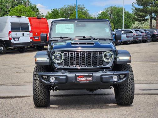 Black Clearcoat 2026 Jeep Wrangler Moab 392