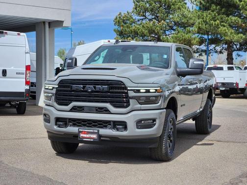 Ceramic Gray Clearcoat 2026 RAM 2500 Laramie