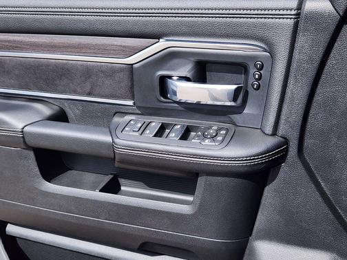 Ceramic Gray Clearcoat 2026 RAM 2500 Laramie