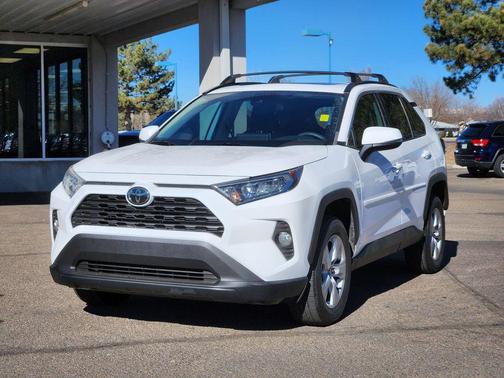 2020 Toyota RAV4 XLE