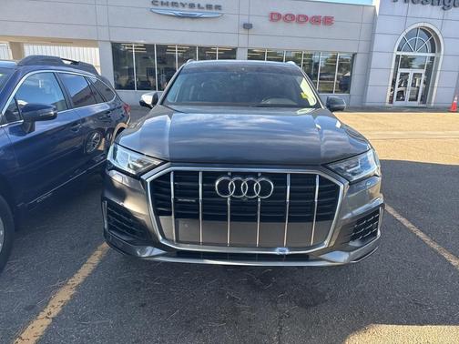 2021 Audi Q7 55 Premium Plus